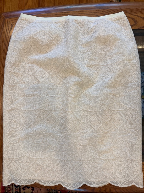 Tory Burch Dresses & Skirts - Tory Burch size small Elegant White Lace Pencil Skirt size 6
